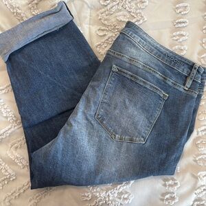 Vigoss Capri Jeans. Size 20